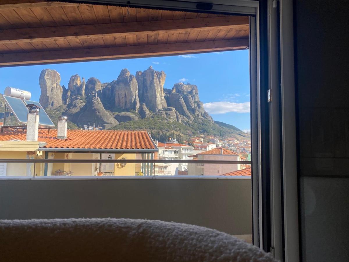Rock State View - Unique Overlooking Meteora Flat กาลัมปากา ภายนอก รูปภาพ